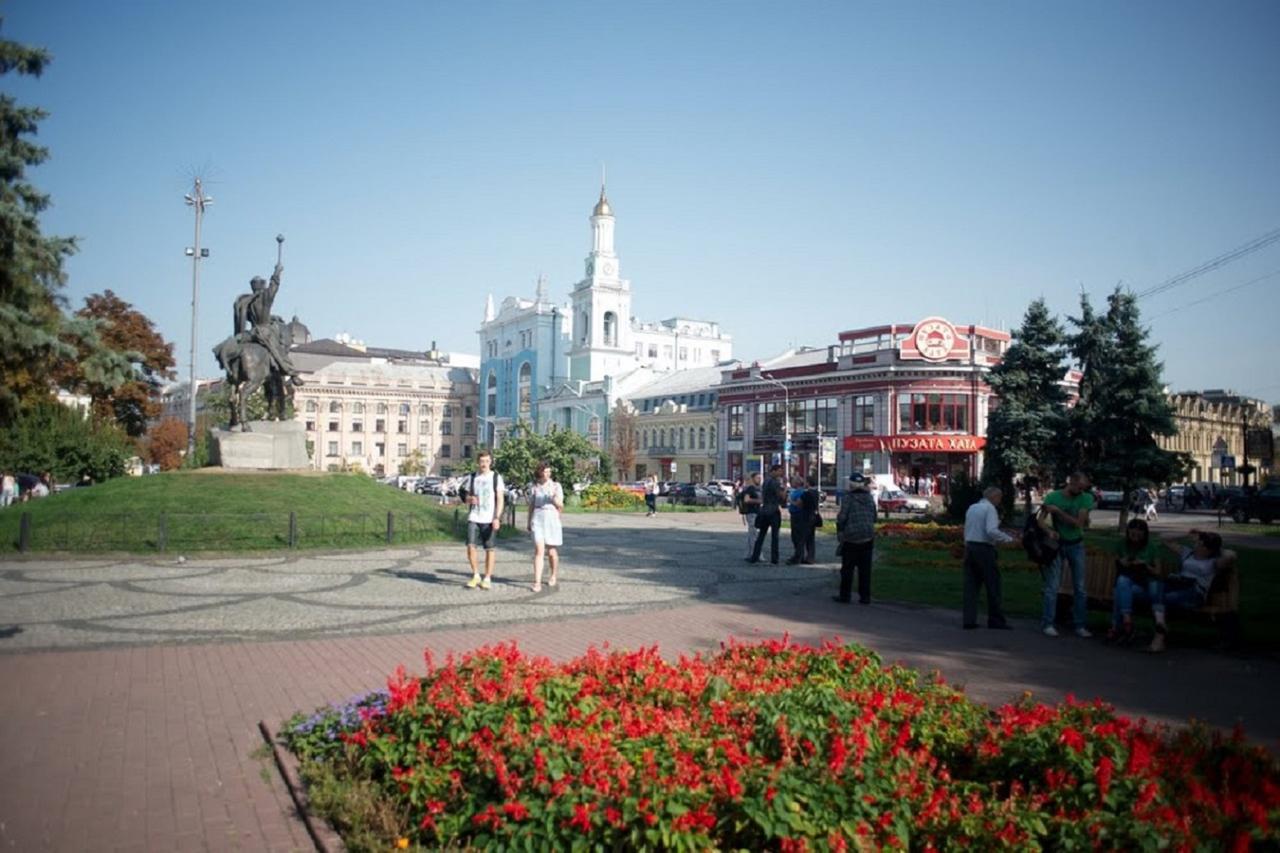 Podil Apart Near Poschtova Square History Center Kiev Buitenkant foto